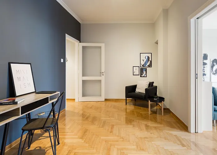 Acropolis Core Bright & Modern Apartment By Upstreet